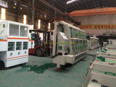 無(wú)錫客戶(hù)3米立式蝕刻機(jī)裝車(chē)發(fā)貨